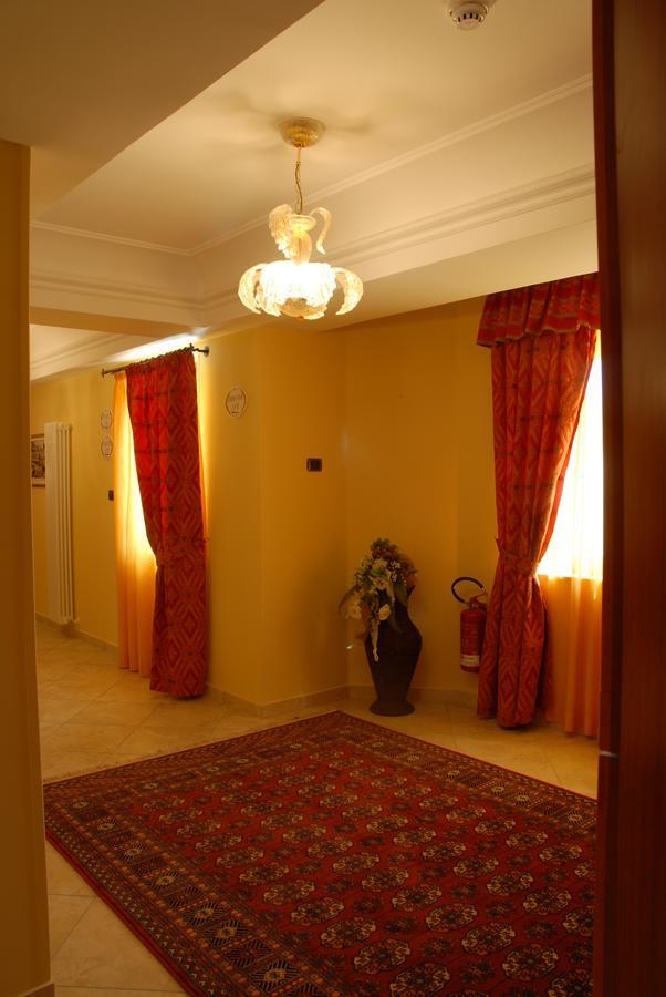 Hotel Duca Di Calabria Serra San Bruno Eksteriør bilde